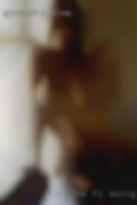 I am the genuine gentle FL swingers lady.. I am the genuine gentle FL swingers lady..